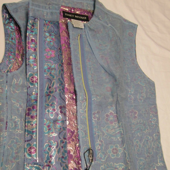 Brand New Issey Miyake Jacket Size 8 US | Authentic, Free Shipping - Picture 5 of 5